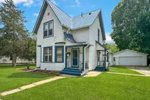 125 W Montgomery St, Sparta, WI 54656 - Photo 1