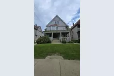 434 N 32nd St, Milwaukee, WI 53208 - Photo 1
