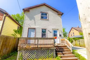 710 Kewaunee St, Racine, WI 53402 - Photo 1