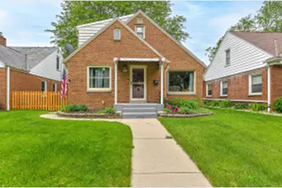 2813 N 82nd St, Milwaukee, WI 53222 - Photo 1