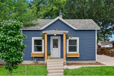 807  Charles St, La Crosse, WI 54603 - Photo 1