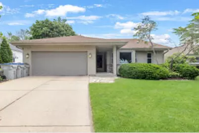 3262 N 93rd St, Milwaukee, WI 53222 - Photo 1