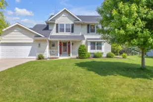 N6183 Woodland Meadows Dr, Sheboygan, WI 53083 - Photo 1