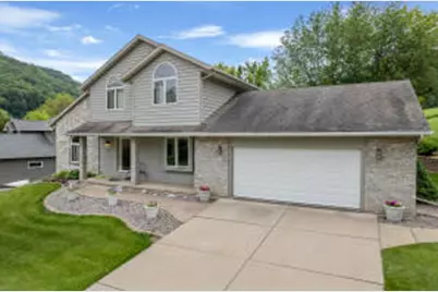 61  Forest Oak Ct, Winona, MN 55987 - Photo 1