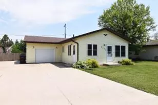 6121 243rd Ct, Paddock Lake, WI 53168 - Photo 1