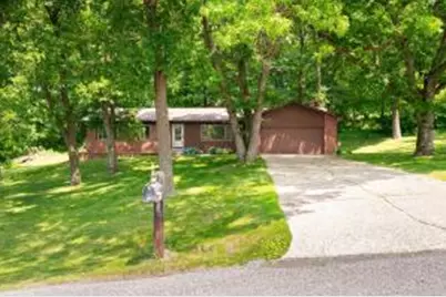 6011  Fox Chase Rd, Hokah, MN 55941 - Photo 1