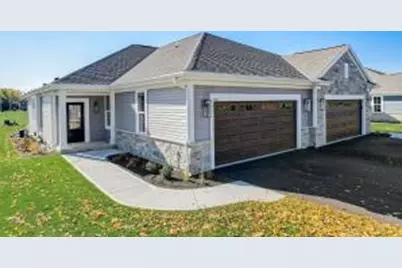 510  Hickory Hollow Rd, Racine, WI 53185 - Photo 1