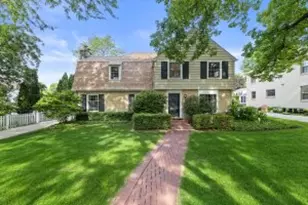 6123 N Berkeley Blvd, Whitefish Bay, WI 53217 - Photo 1