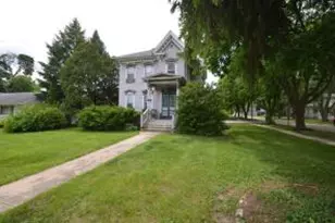 727 W Center St, Whitewater, WI 53190 - Photo 1