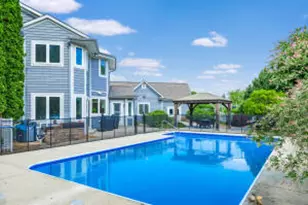 W291N3671 Prairieside Ct, Delafield, WI 53072 - Photo 1