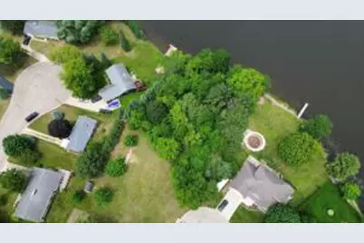 78  Shore Dr, Clintonville, WI 54929 - Photo 1