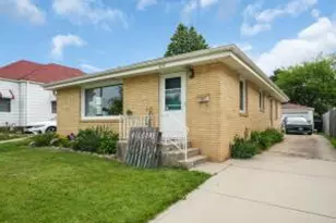 413 Chicago St, Racine, WI 53405 - Photo 1