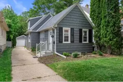 5157 N Woodruff Ave, Whitefish Bay, WI 53217 - Photo 1