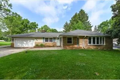 1545 S Johnson Rd, New Berlin, WI 53146 - Photo 1