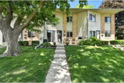 W169N11470  Biscayne Dr, Germantown, WI 53022 - Photo 1