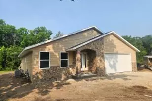 8106 Monroe St, Burlington, WI 53105 - Photo 1