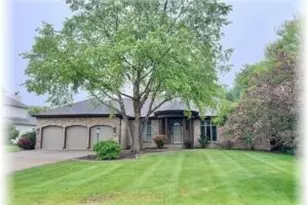 4723 Weatherwood Ln, Racine, WI 53403 - Photo 1