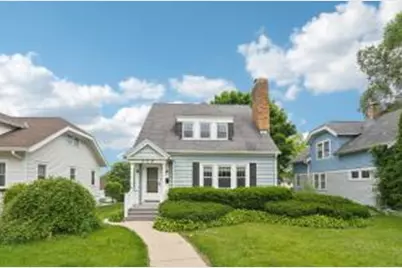 509 S 6th Ave, West Bend, WI 53095 - Photo 1