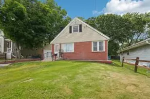 920 N Grandview Blvd, Waukesha, WI 53188 - Photo 1