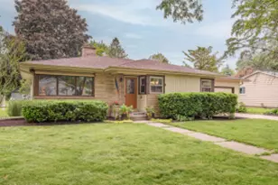 810 N Bel Ayr Dr, Waukesha, WI 53188 - Photo 1