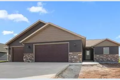 N5918  Meadowview Ln, Fond du Lac, WI 54937 - Photo 1