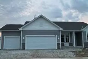 9582 S Sophia Ct, Franklin, WI 53132 - Photo 1