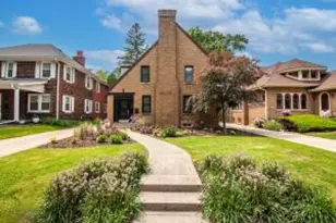 1853 N 83rd St, Wauwatosa, WI 53213 - Photo 1