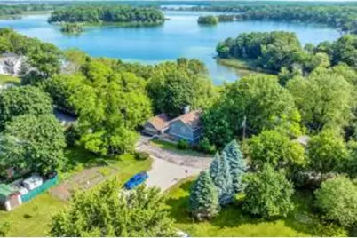 1012 N Breens Bay Rd, Summit, WI 53066 - Photo 1