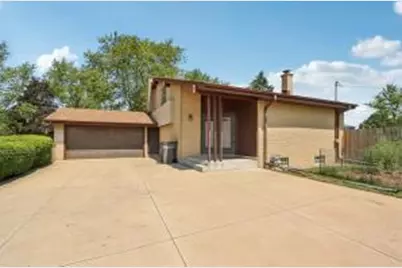 W138S6995  Sherwood Cir, Muskego, WI 53150 - Photo 1
