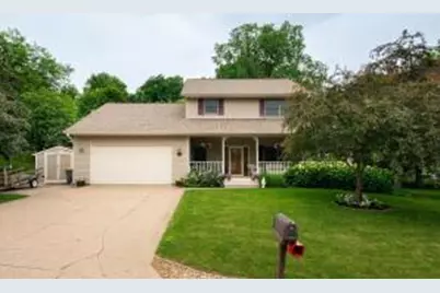 421  August Hills Dr, La Crescent, MN 55947 - Photo 1