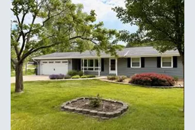 W254S6620  Ridge Rd, Vernon, WI 53189 - Photo 1