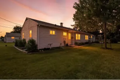 2318 W Howard Ave, Milwaukee, WI 53221 - Photo 1