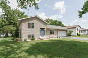 102 E Elm St, Wautoma, WI 54982 - Photo 1