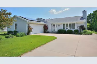 8220 S Wildwood Dr, Oak Creek, WI 53154 - Photo 1