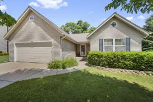 435 Aspen St, Johnson Creek, WI 53038 - Photo 1