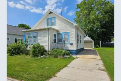 2216  12th St, Two Rivers, WI 54241 - Photo 1