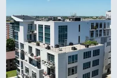 601 E Ogden Ave, Milwaukee, WI 53202 - Photo 1