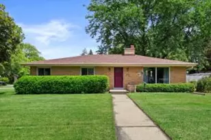 1805 Ridge Ave, Racine, WI 53406 - Photo 1