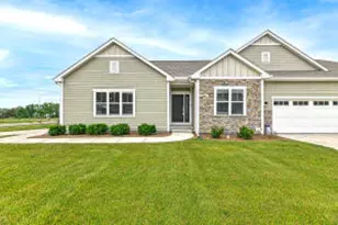 7811 W Park Circle Way, Franklin, WI 53132 - Photo 1