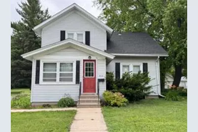 410 W Court St, Elkhorn, WI 53121 - Photo 1