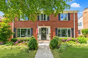 3935 N Ridgefield Cir, Shorewood, WI 53211 - Photo 1