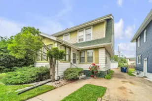 1822 Woodland Ave, Racine, WI 53403 - Photo 1