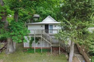 332 Oak Ridge Dr, Twin Lakes, WI 53181 - Photo 1