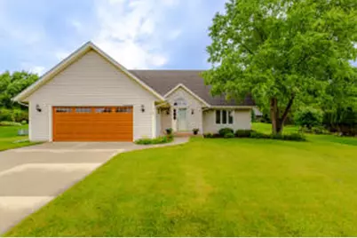 N73W22582  Edgewood Ln, Sussex, WI 53089 - Photo 1