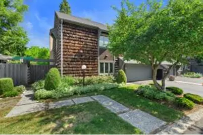 36  Stonewood Ct, Racine, WI 53402 - Photo 1