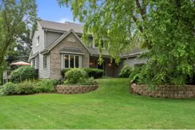 W274N486  Hilltop Dr, Pewaukee, WI 53188 - Photo 1