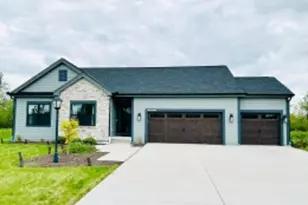 W143N11325 Wrenwood Dr, Germantown, WI 53022 - Photo 1