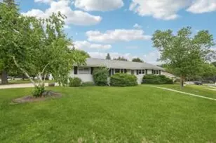 513 Mulberry Dr, West Bend, WI 53090 - Photo 1