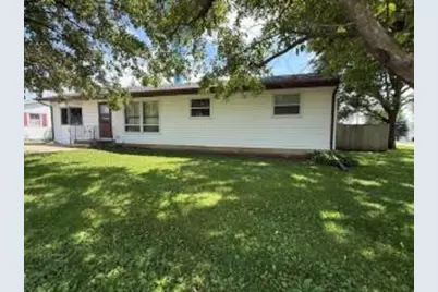 202  Nelson Ct, Caledonia, MN 55921 - Photo 1