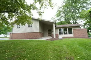 1212 Palamino Dr, Racine, WI 53402 - Photo 1